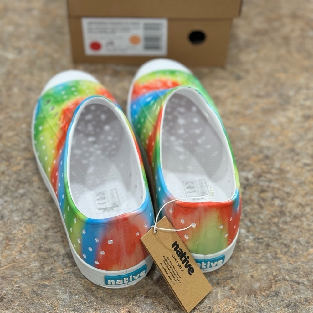 New Native Shoes - Picture 4 of 6